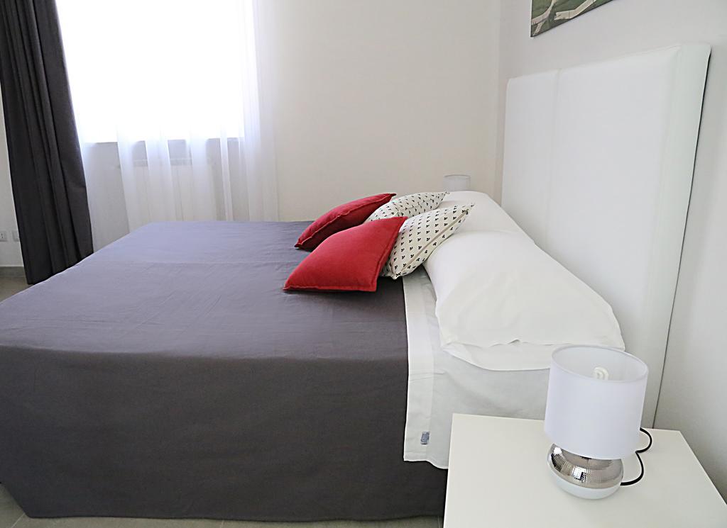 Quattro Stelle Al Porto Guest House Civitavecchia Extérieur photo